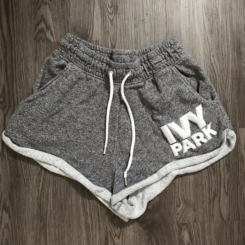 IVY PARK Chenille Logo Shorts